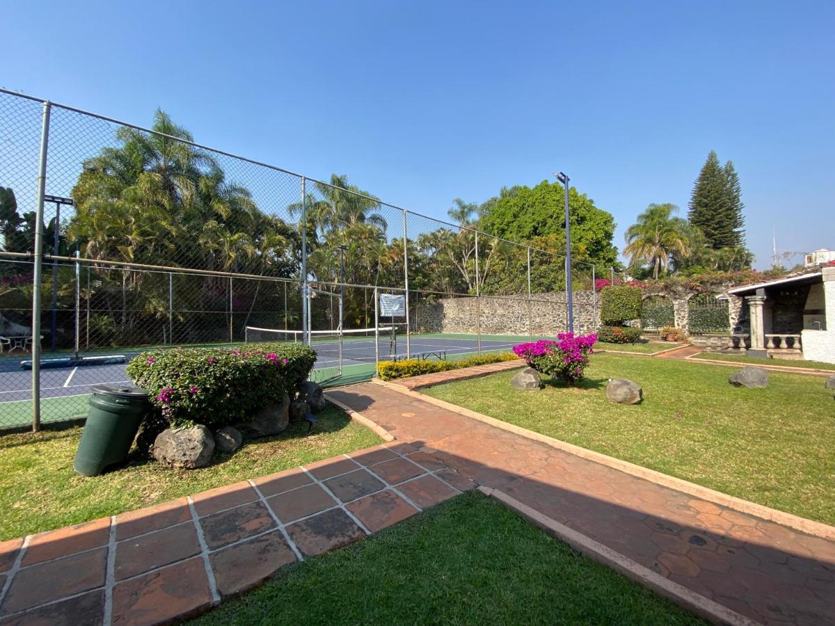 Bed & Tennis - Vista Hermosa Cuernavaca Exterior foto