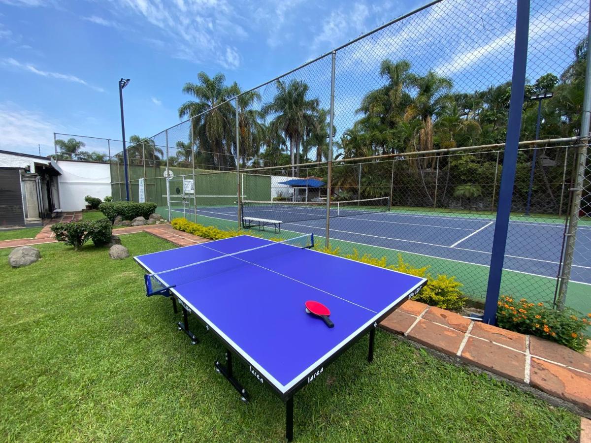 Bed & Tennis - Vista Hermosa Cuernavaca Exterior foto